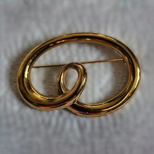 Vintage Gold toned Monet Brooch